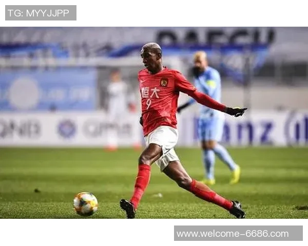 弗拉格勇于尝试错误助力球队成功展现自信与成长