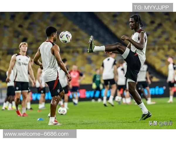 大将归队助力曼联马奎尔与B费入选对阵伯恩利大名单